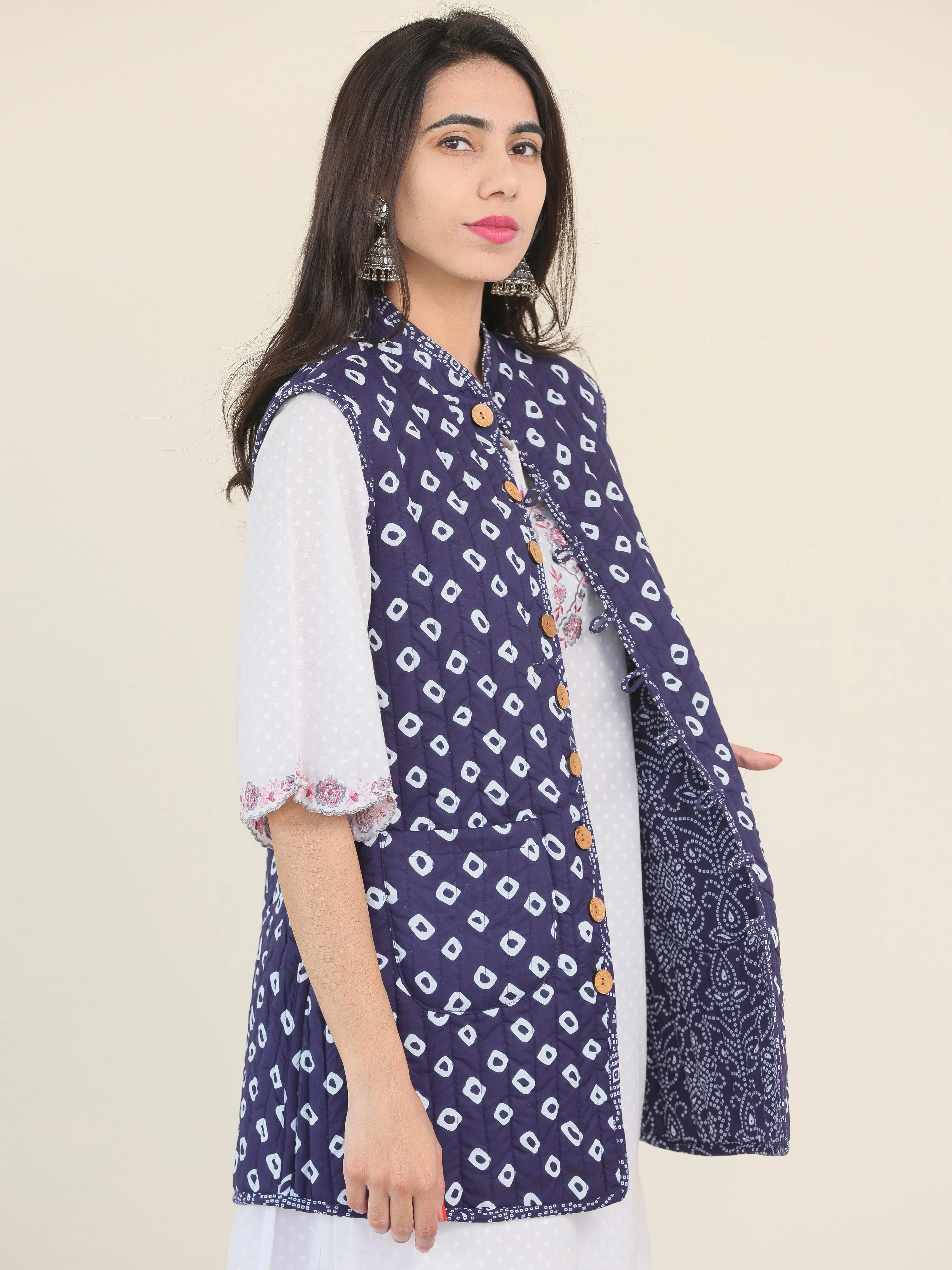 Shishir Rutba Quilted Reversible Sleeveless Jacket