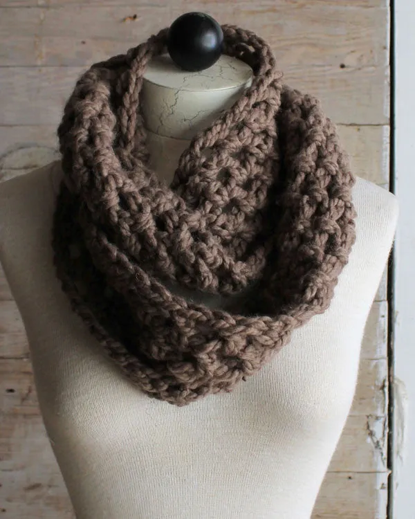 Thick & Quick Infinity Scarves & Cowls Crochet Pattern